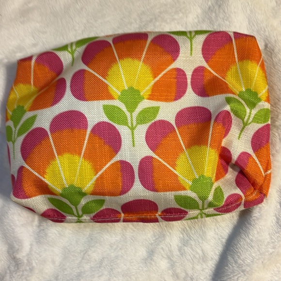 Makeup bag - Picture 2 of 5